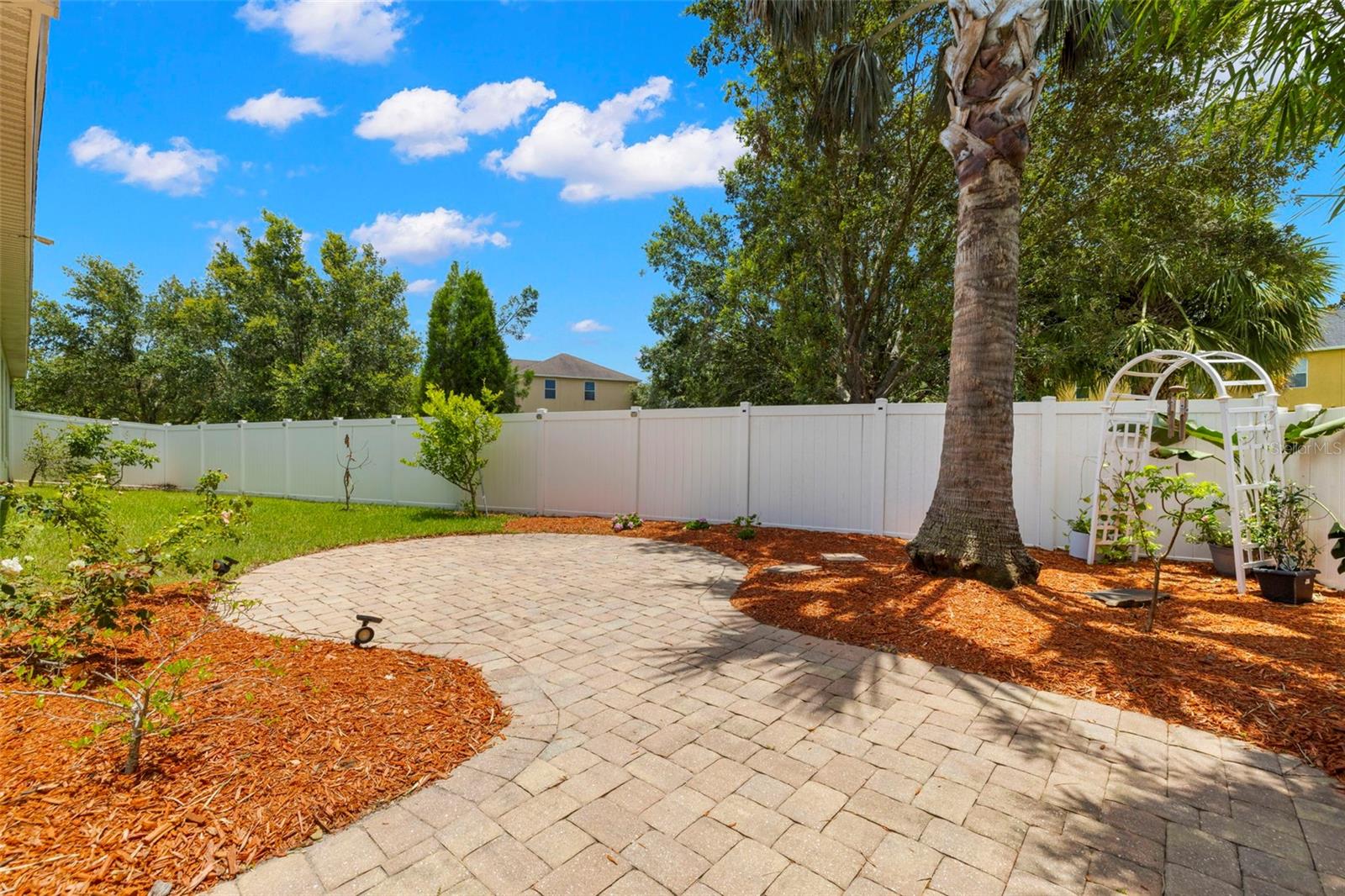 Image 32 of 47 For 8709 Deep Maple Drive