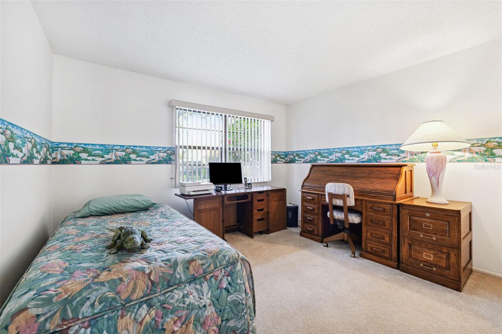 Image 16 of 41 For 12156 Meadowbrook Lane