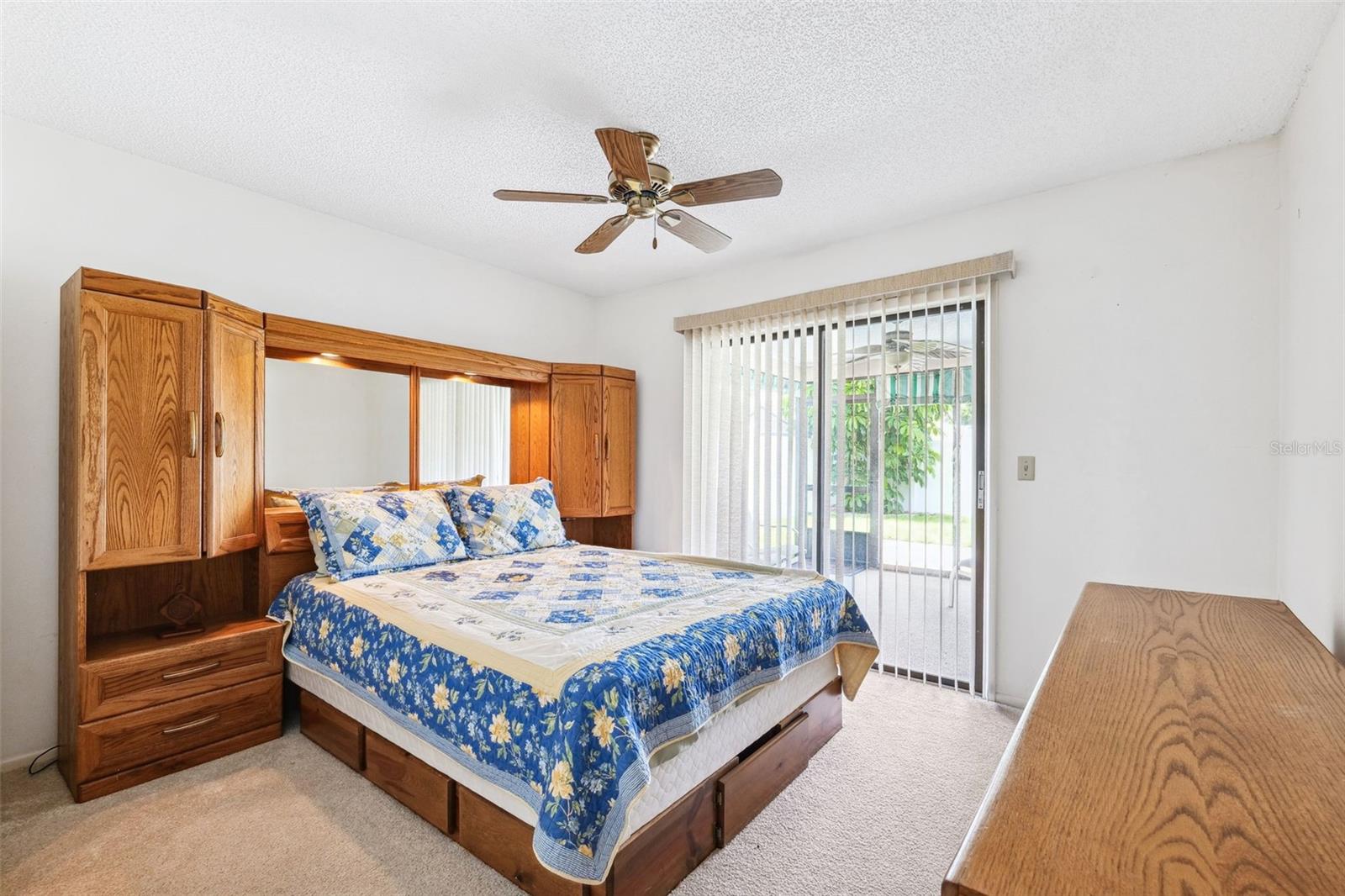 Image 18 of 41 For 12156 Meadowbrook Lane
