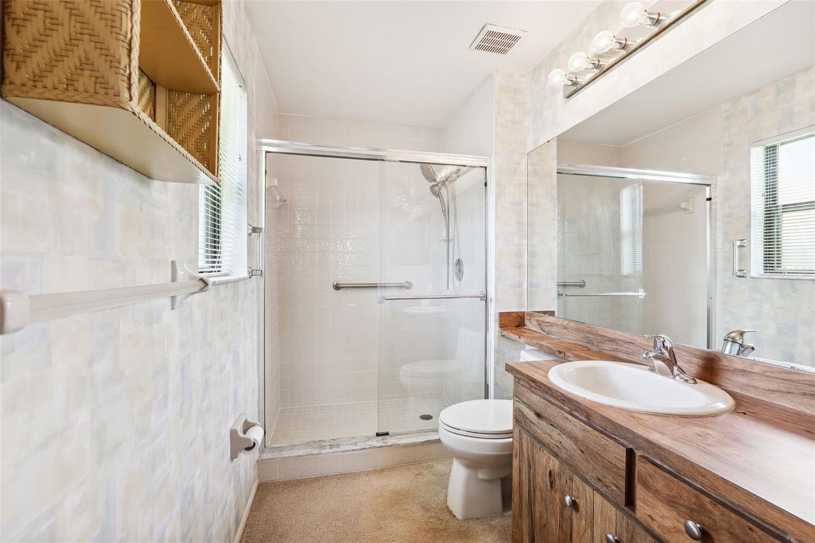 Image 20 of 41 For 12156 Meadowbrook Lane