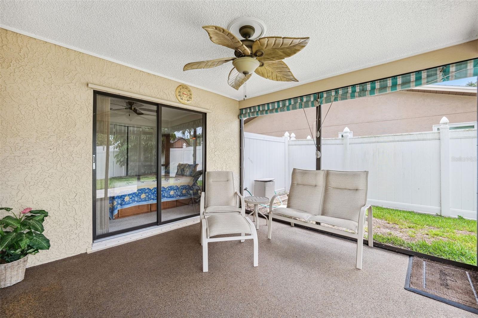 Image 23 of 41 For 12156 Meadowbrook Lane