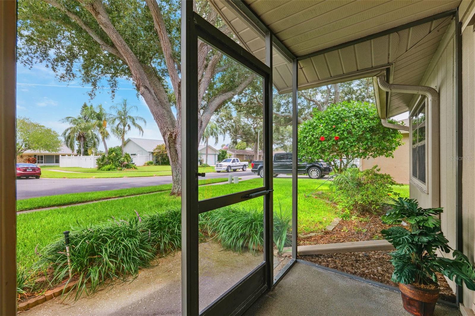 Image 3 of 41 For 12156 Meadowbrook Lane