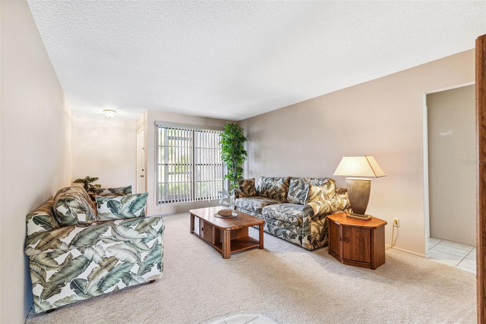 Image 6 of 41 For 12156 Meadowbrook Lane