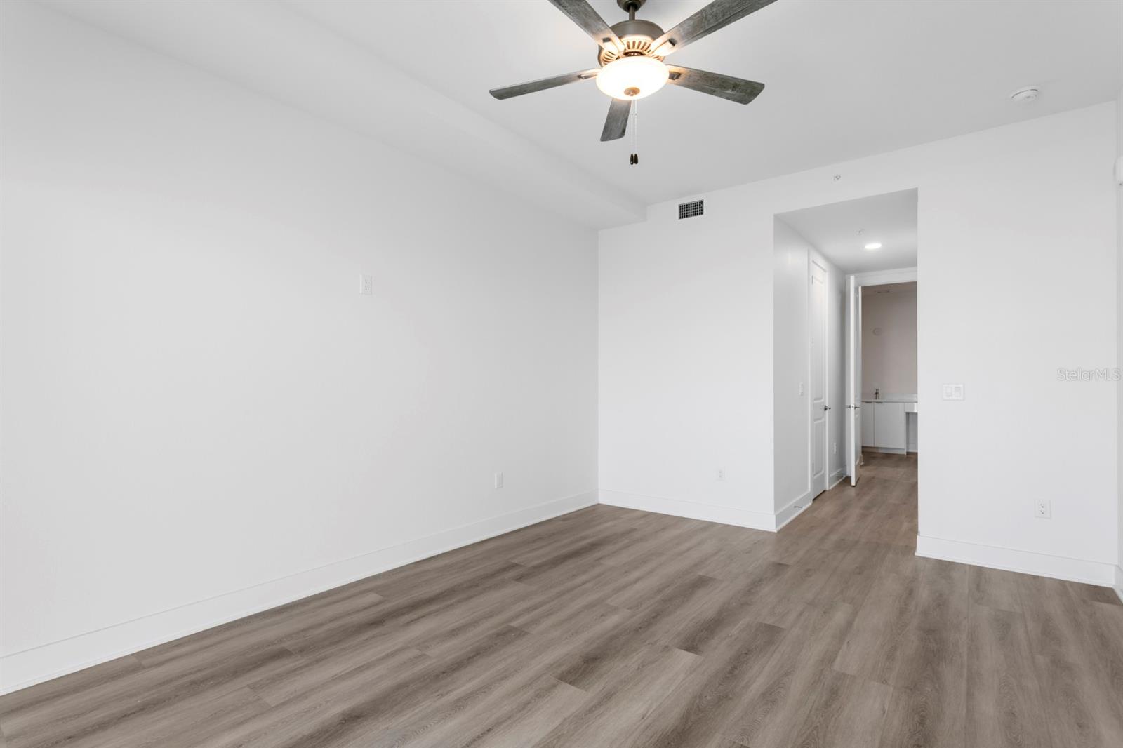 Image 36 of 70 For 400 150th Avenue 205
