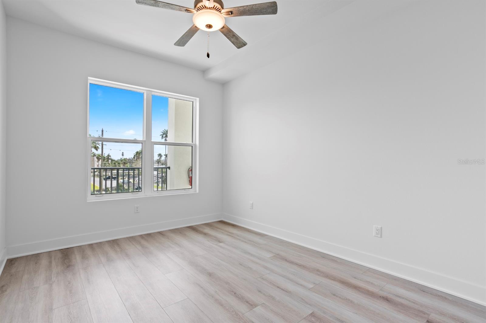 Image 43 of 70 For 400 150th Avenue 205