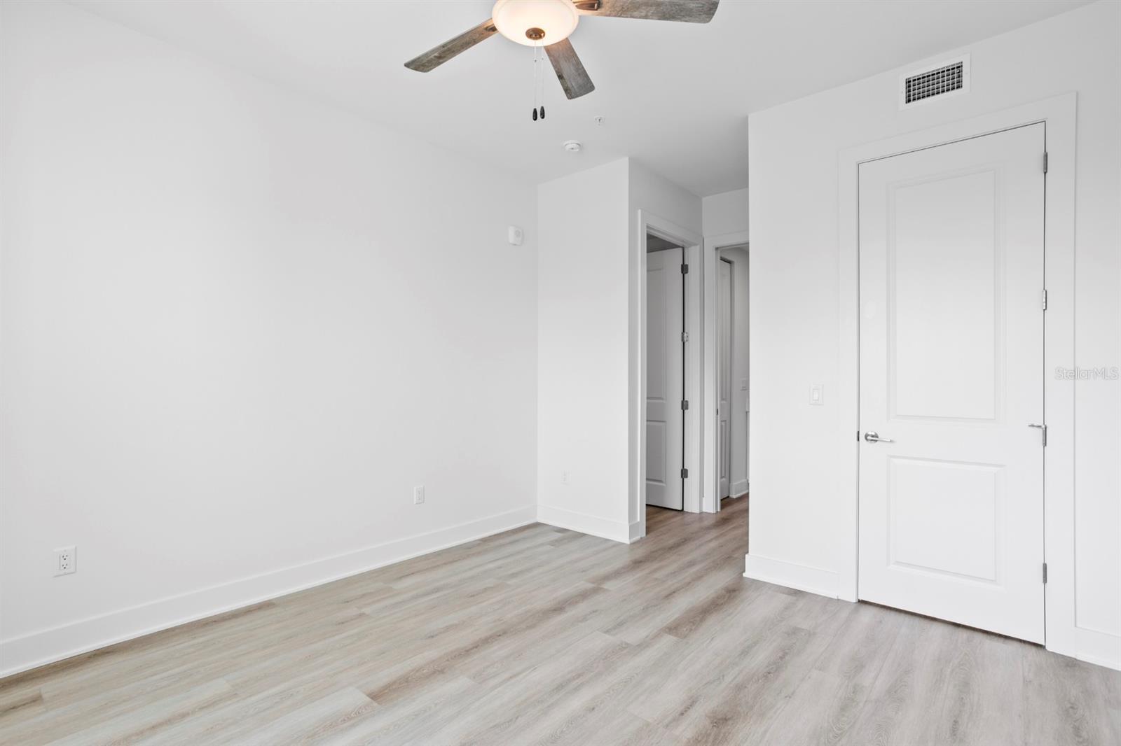 Image 46 of 70 For 400 150th Avenue 205