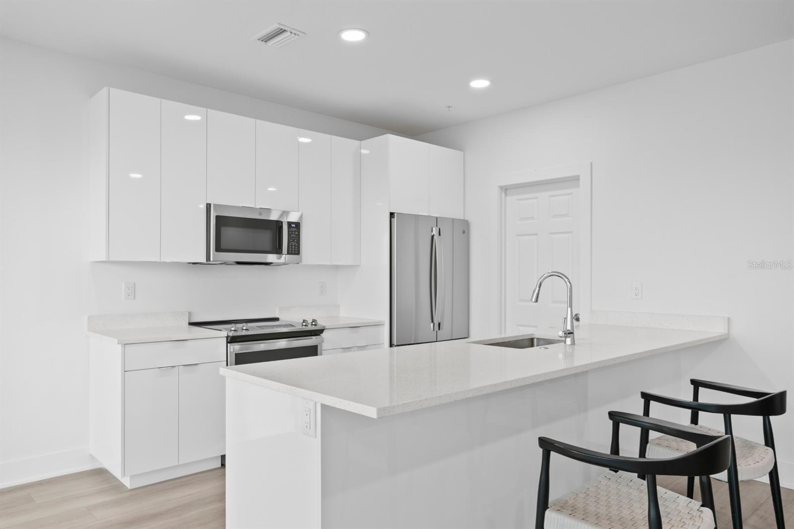 Image 9 of 70 For 400 150th Avenue 205