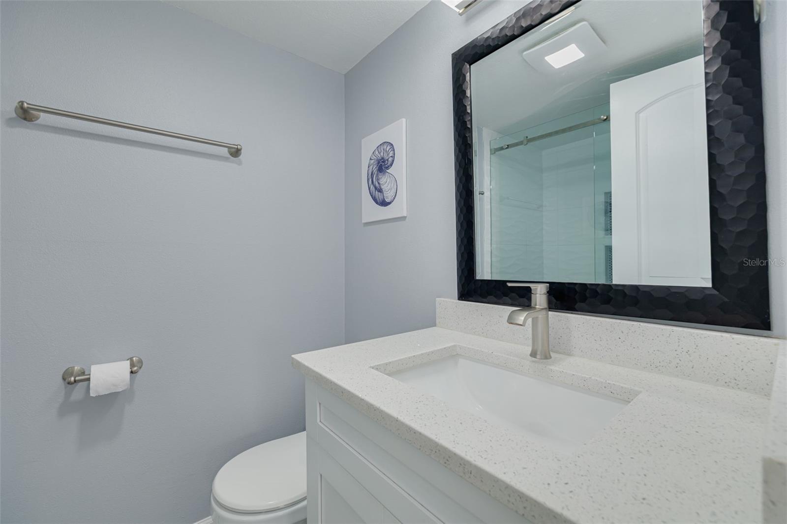 Image 19 of 32 For 2525 Bay Drive A46