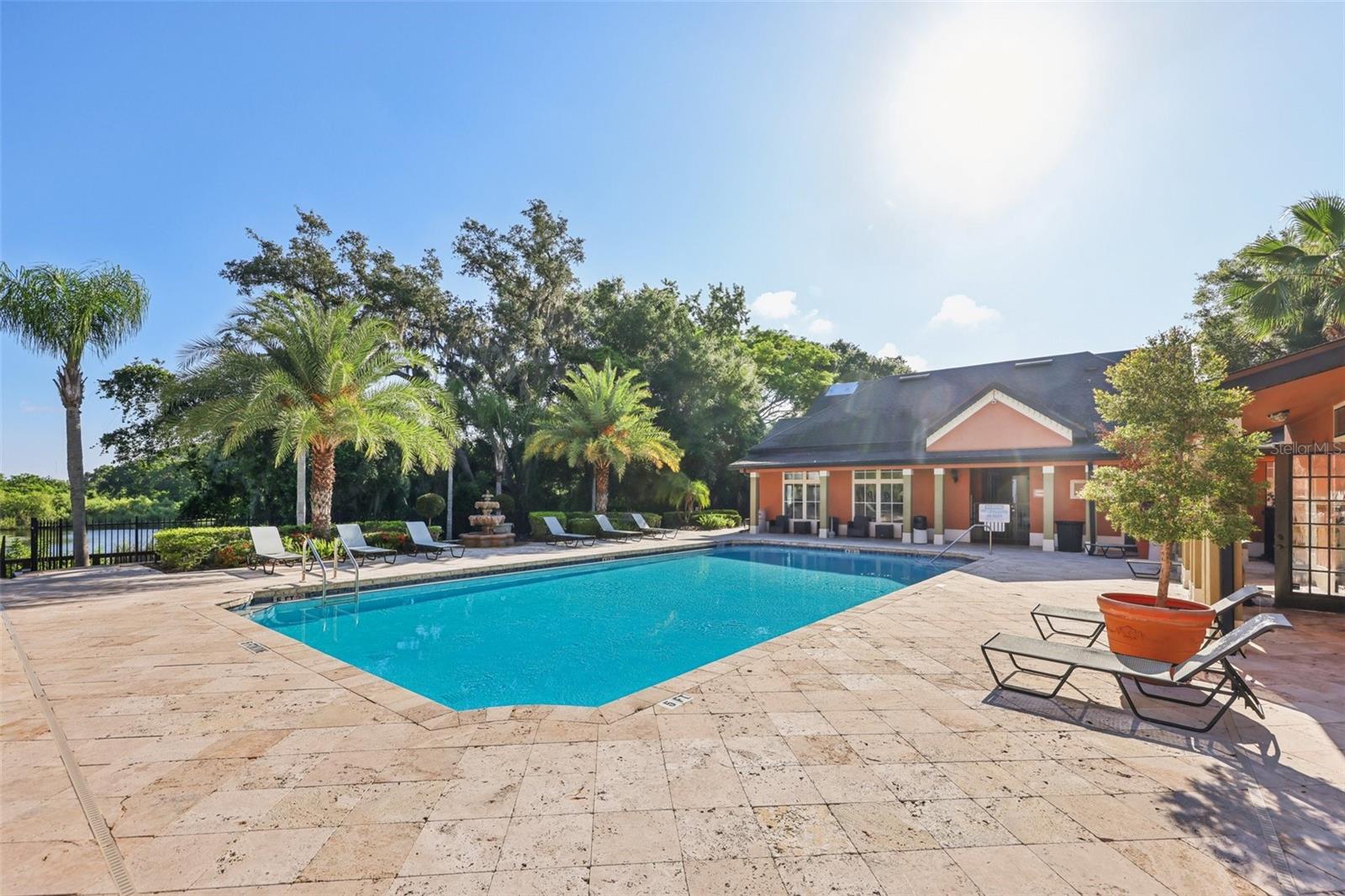 Image 21 of 24 For 6017 Westgate Drive 924