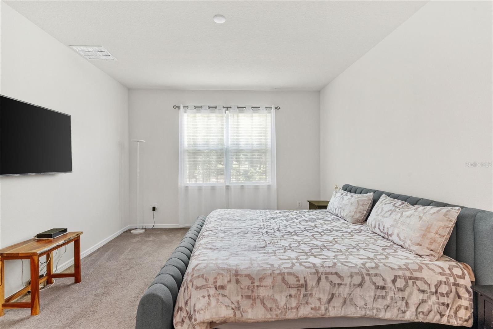 Image 17 of 46 For 6248 Bradford Woods Dr