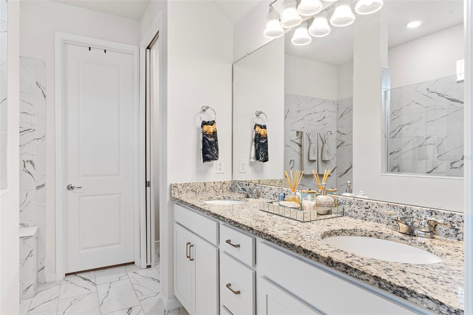 Image 20 of 46 For 6248 Bradford Woods Dr