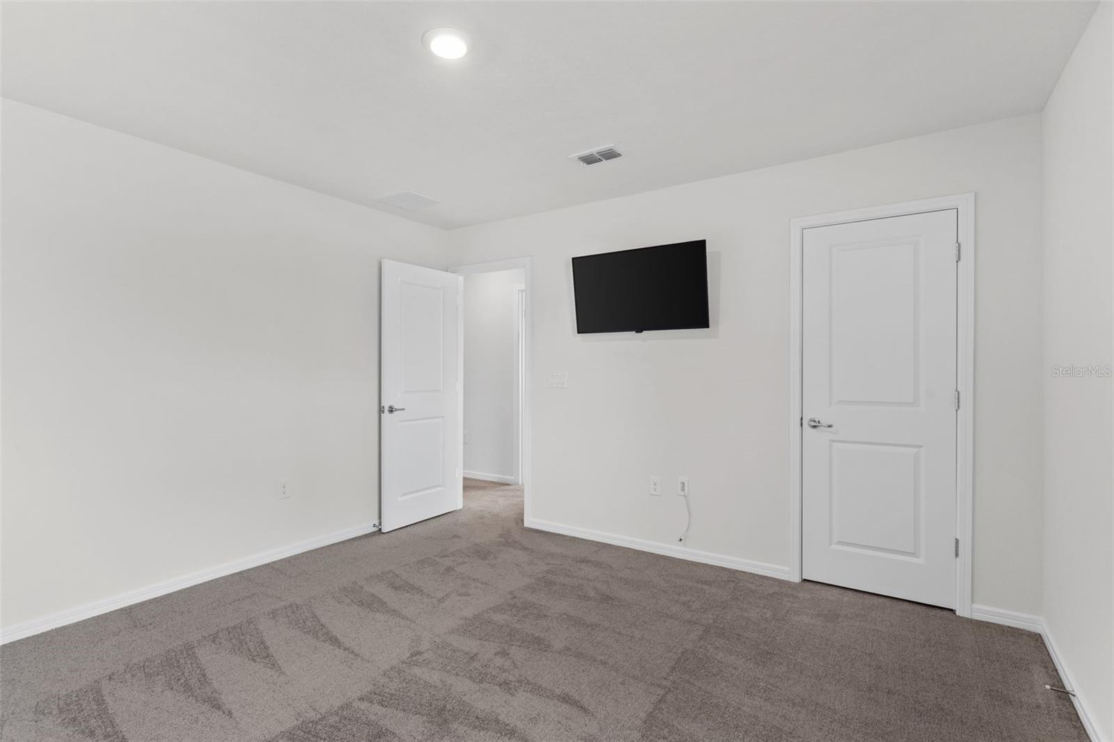 Image 37 of 46 For 6248 Bradford Woods Dr