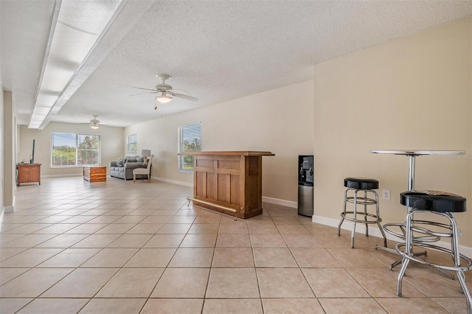 Listing photo id 56 for 6186 Seaside Drive