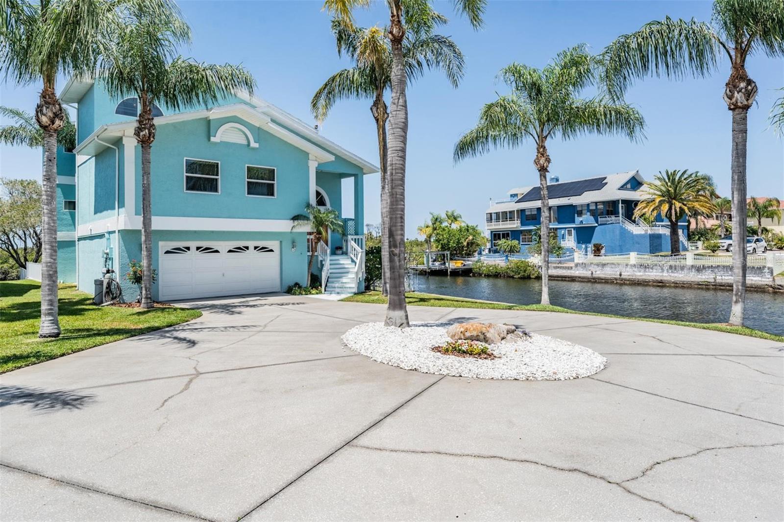 Listing photo id 62 for 6186 Seaside Drive