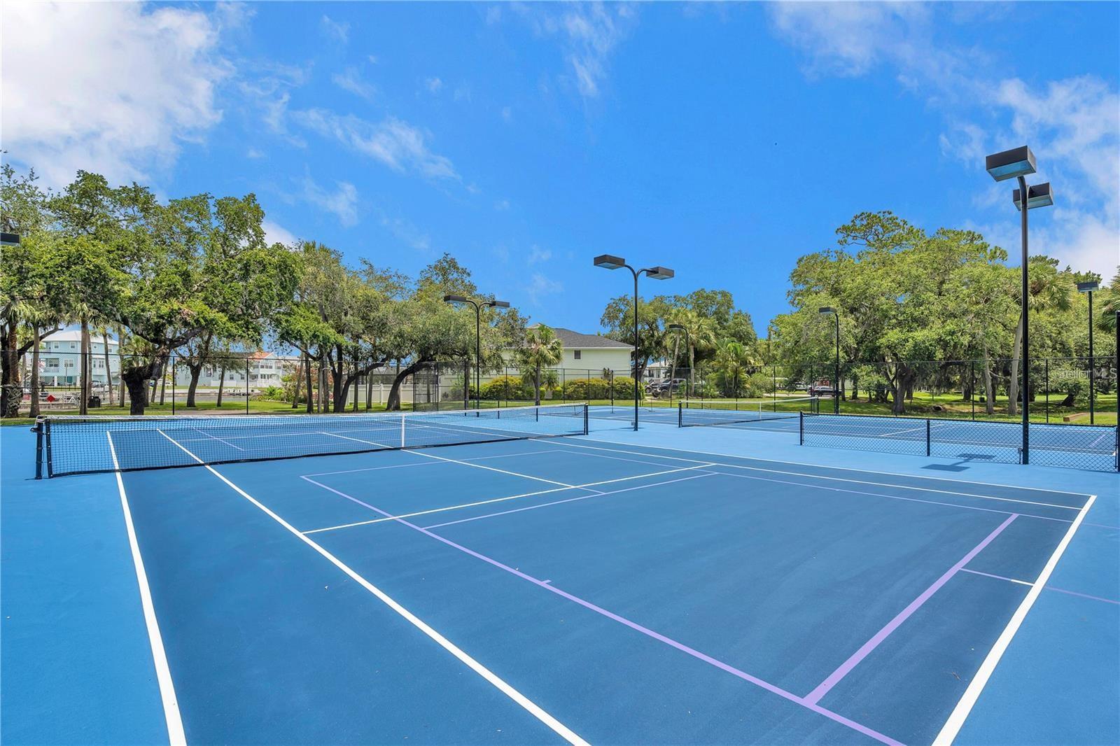 Listing photo id 64 for 6186 Seaside Drive