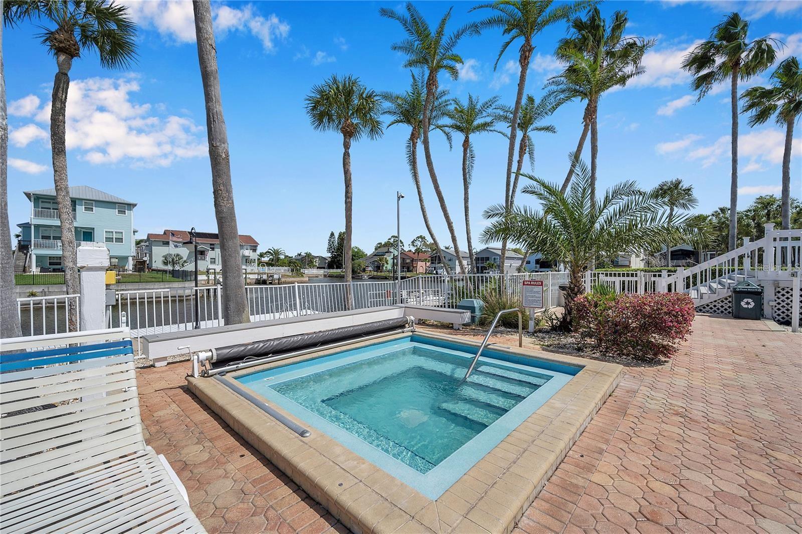 Listing photo id 68 for 6186 Seaside Drive
