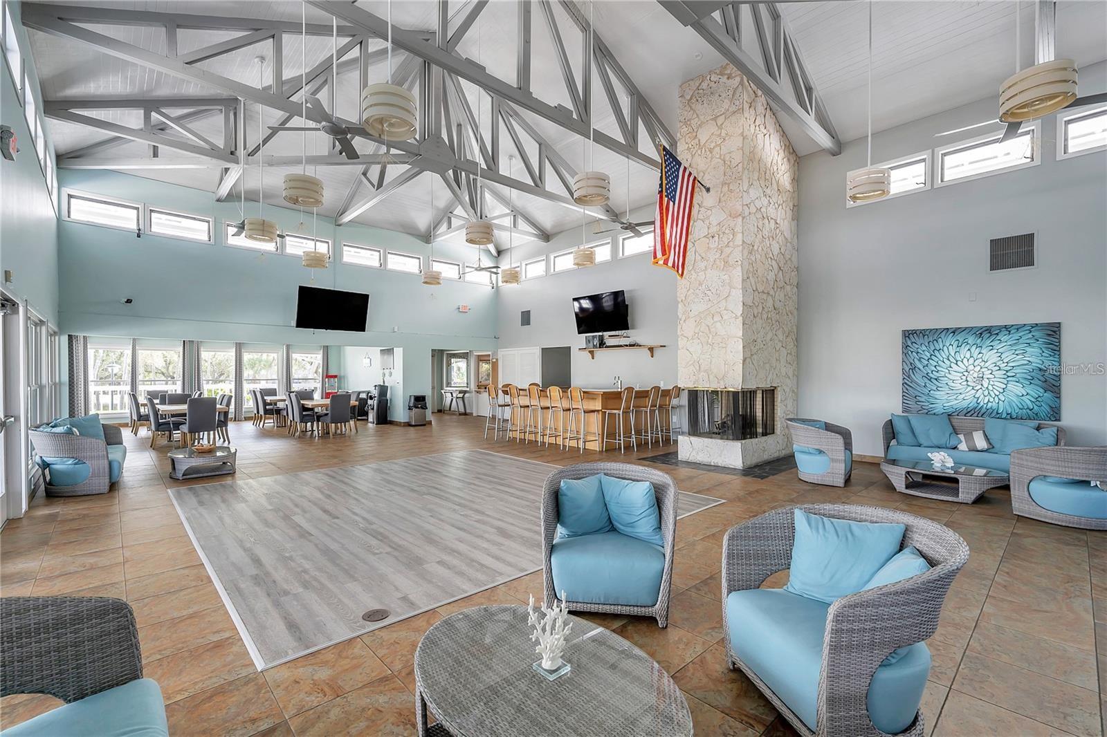 Listing photo id 70 for 6186 Seaside Drive