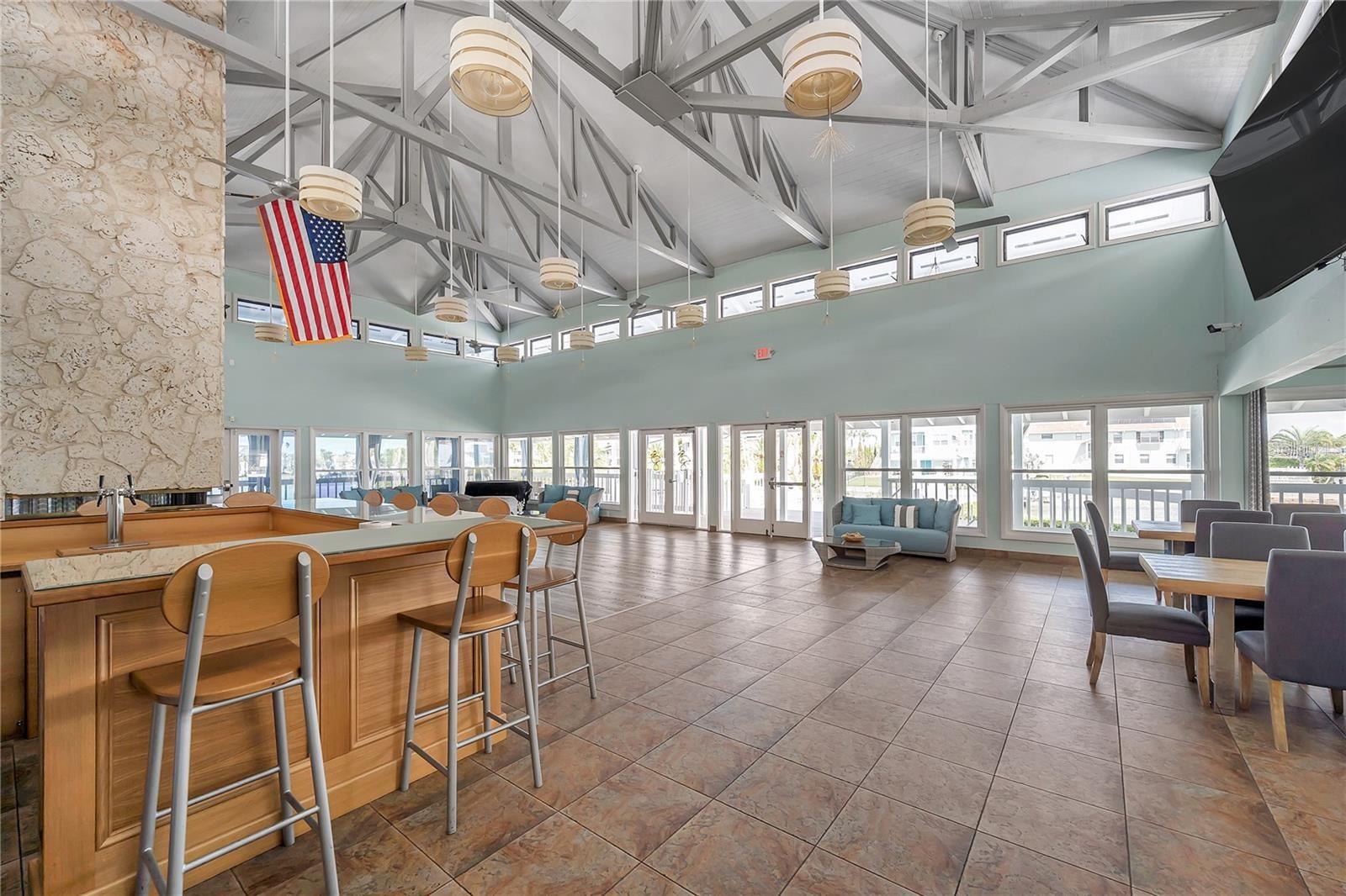 Listing photo id 72 for 6186 Seaside Drive