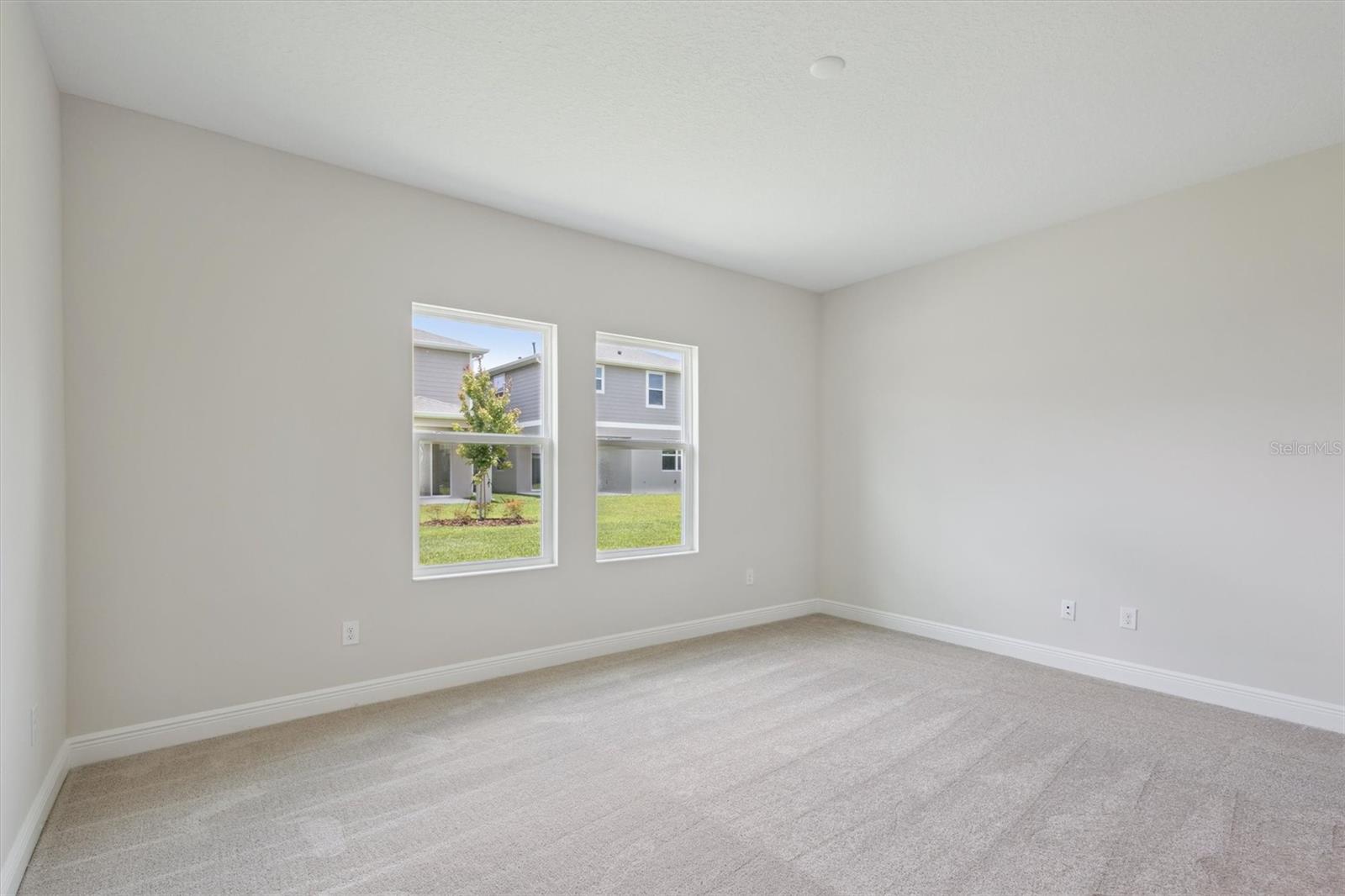 Image 4 of 27 For 5178 Everlong Drive