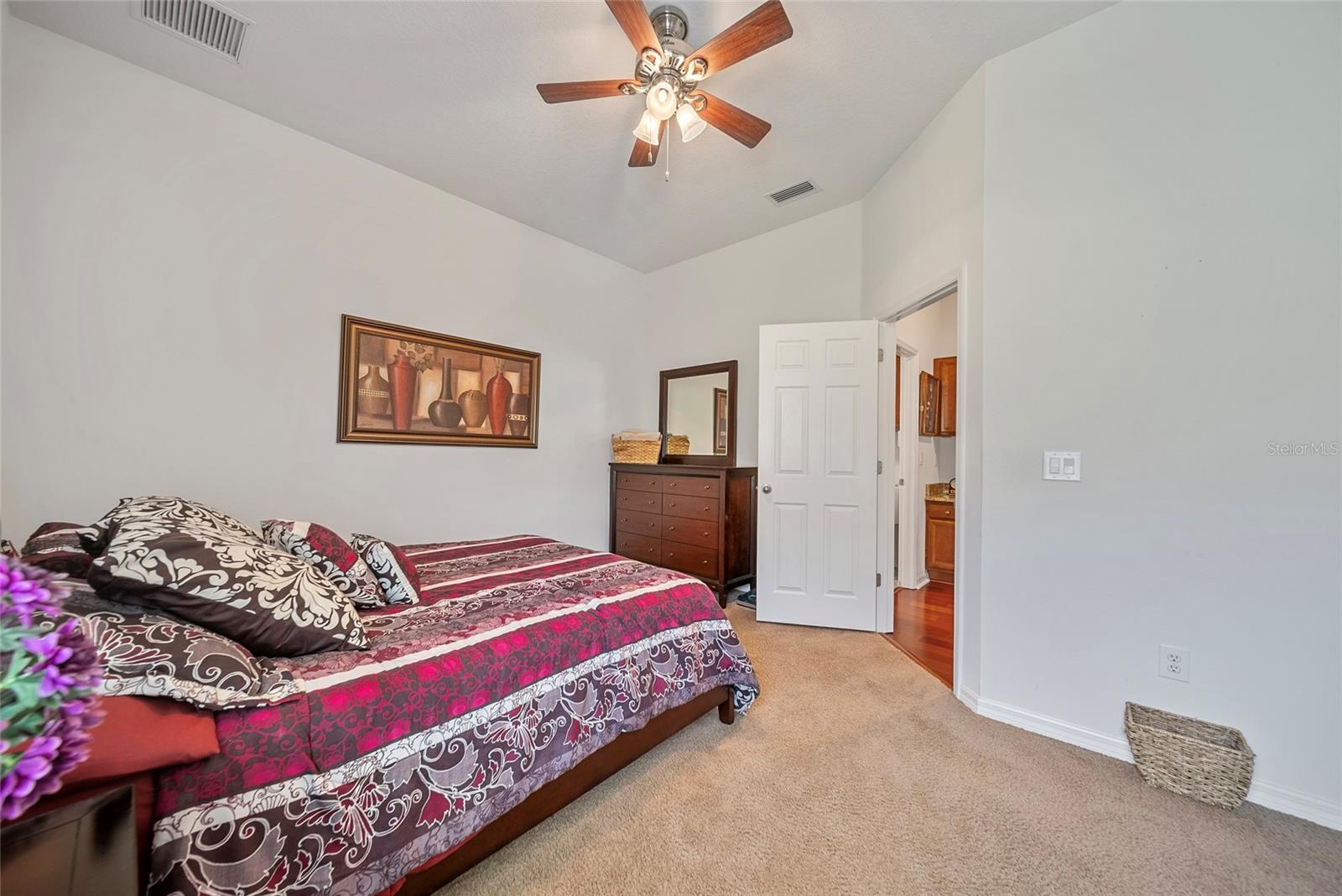 Image 23 of 43 For 11729 Newberry Grove Loop