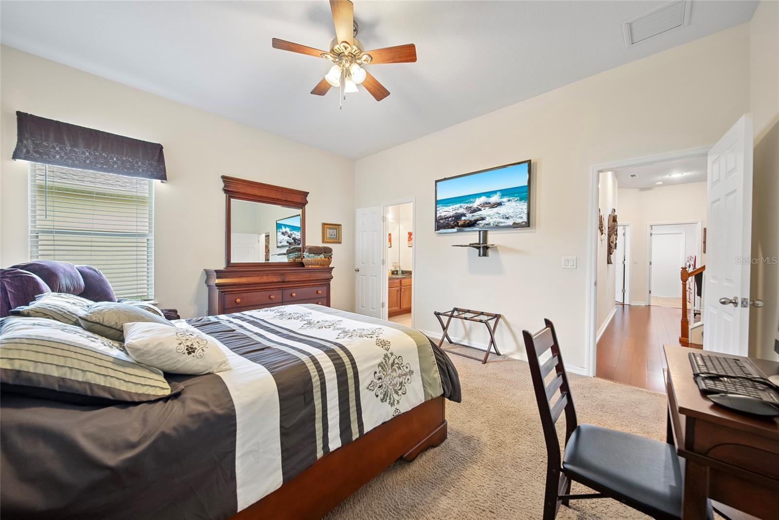 Image 30 of 43 For 11729 Newberry Grove Loop