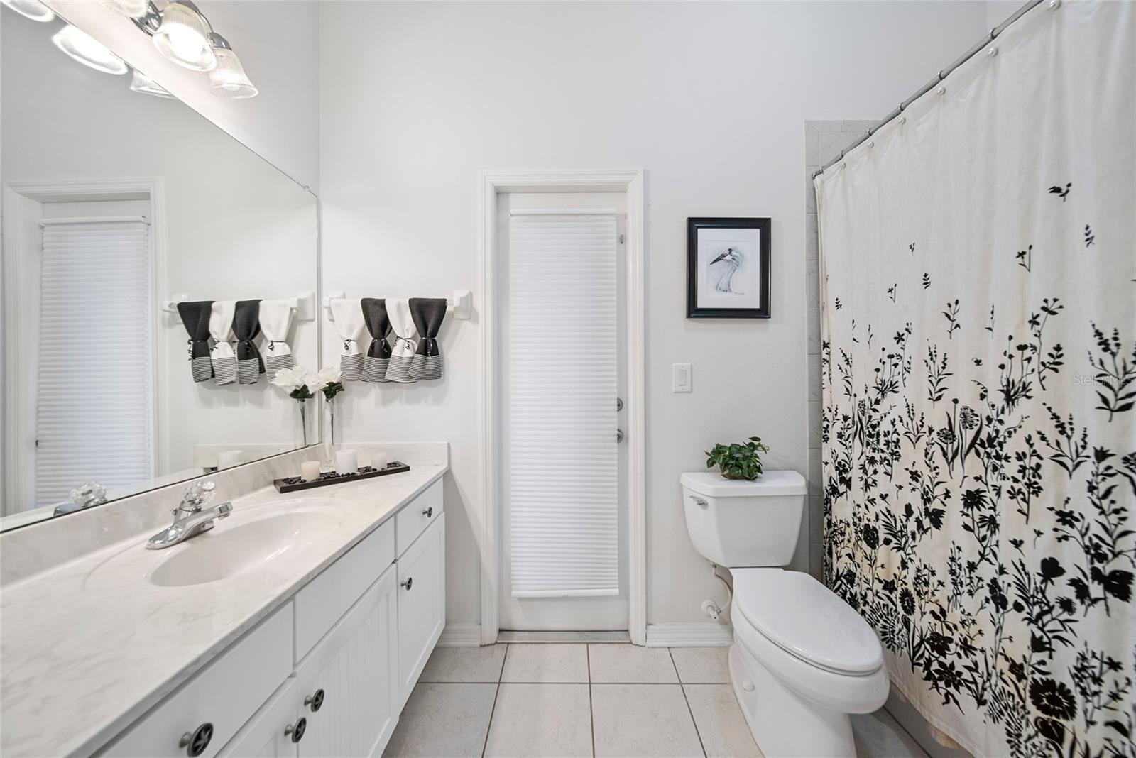 Image 31 of 43 For 11729 Newberry Grove Loop