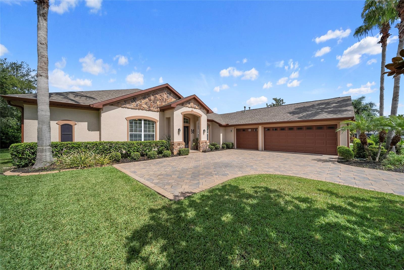 Image 4 of 43 For 11729 Newberry Grove Loop