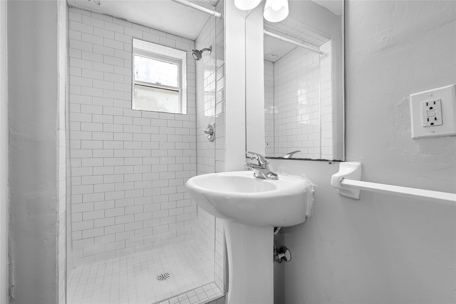 Image 11 of 21 For 7707 Huntley Avenue 4