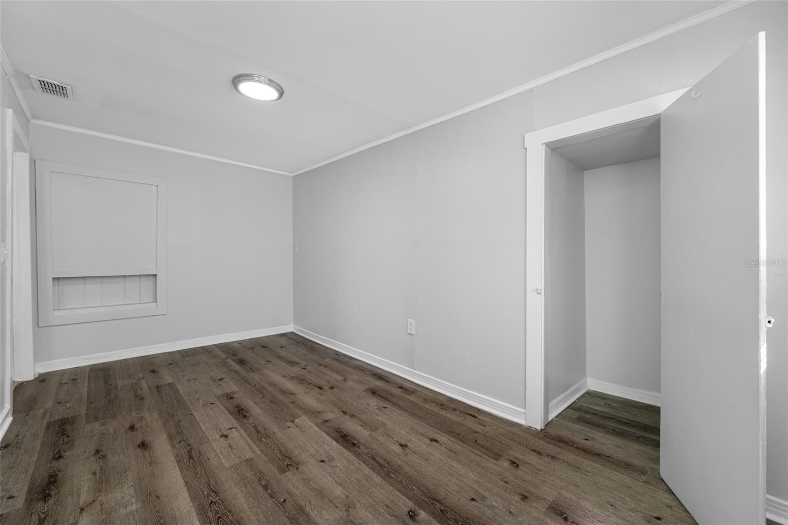 Image 16 of 21 For 7707 Huntley Avenue 4
