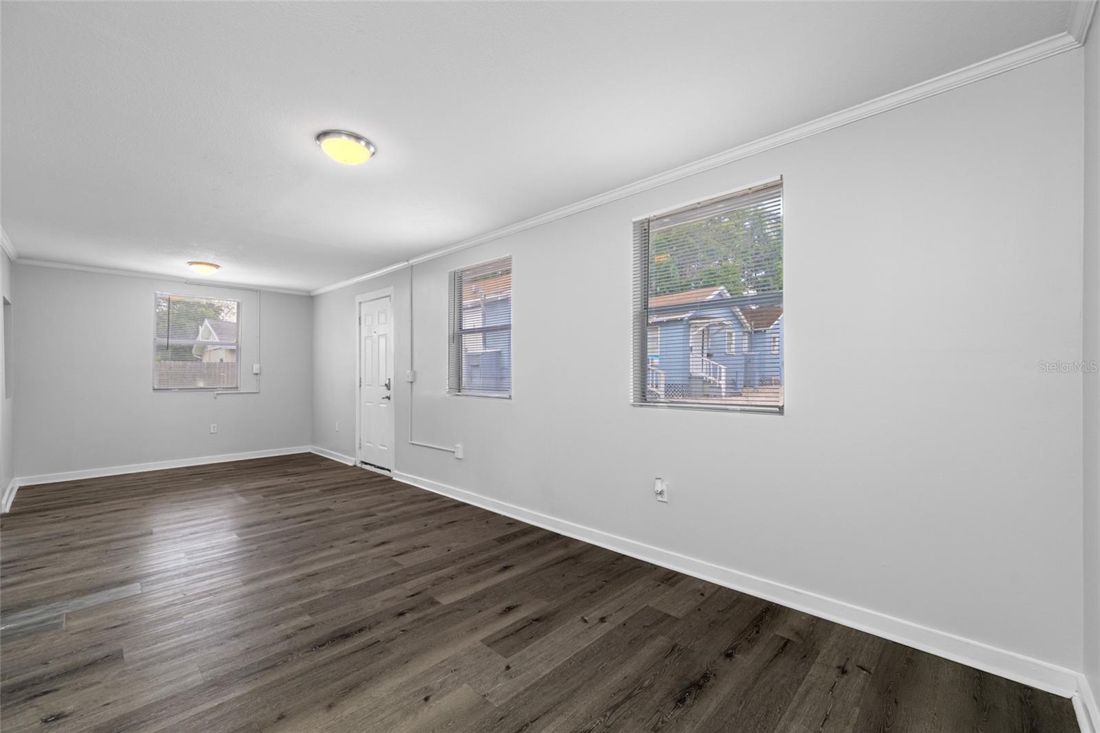 Image 5 of 21 For 7707 Huntley Avenue 4