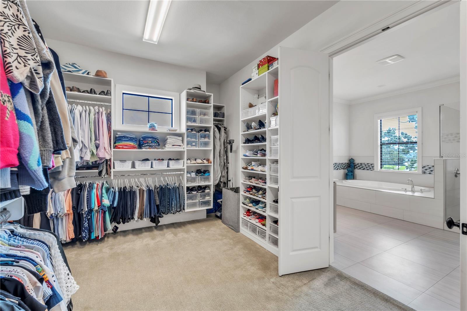 Image 29 of 33 For 101 Bandera Way Ne