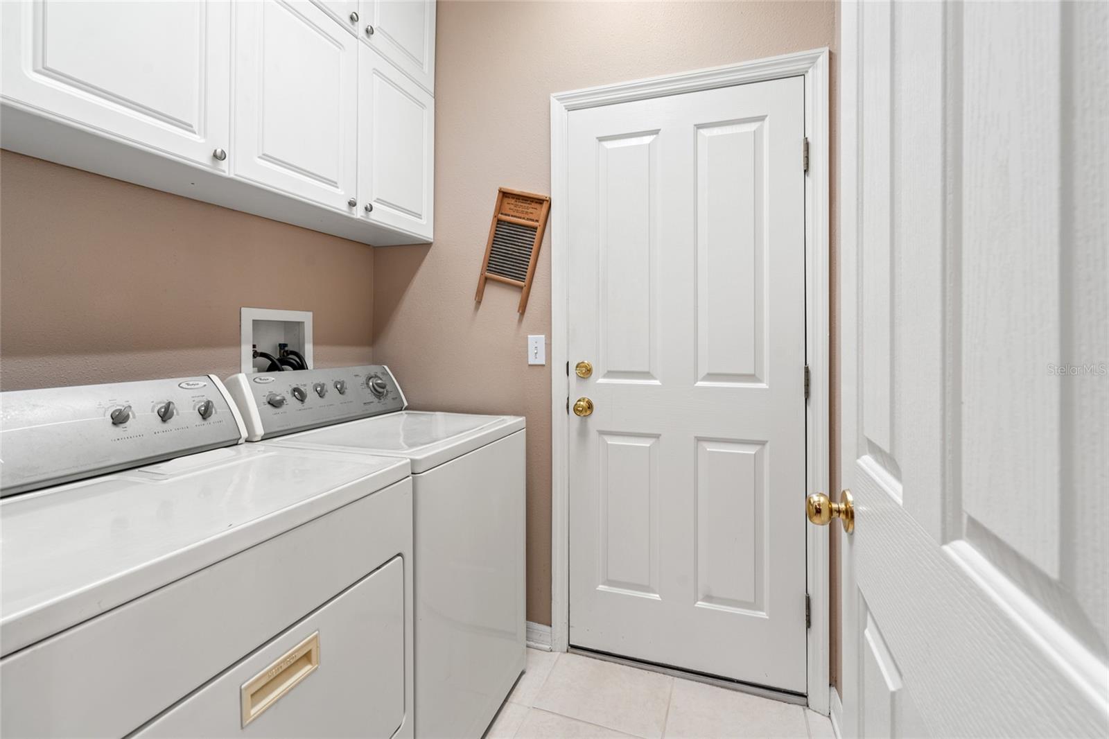 Image 21 of 47 For 3246 Brenford Place
