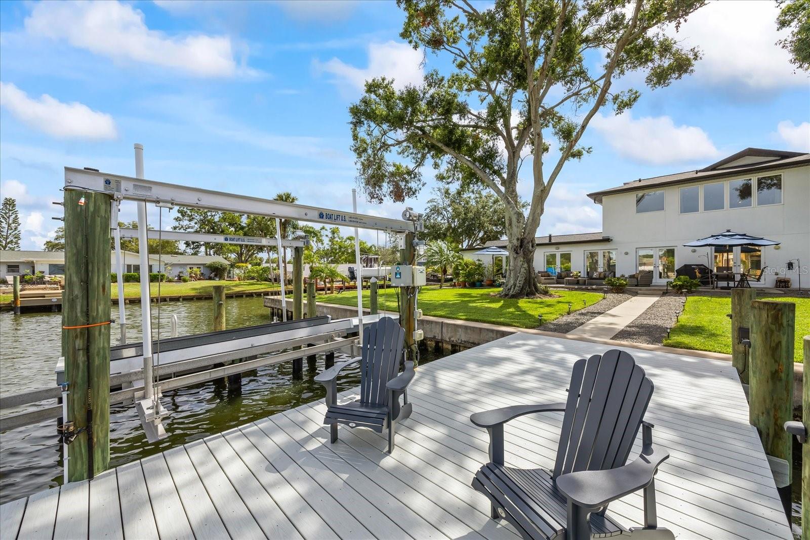 Image 44 of 58 For 3956 Versailles Drive