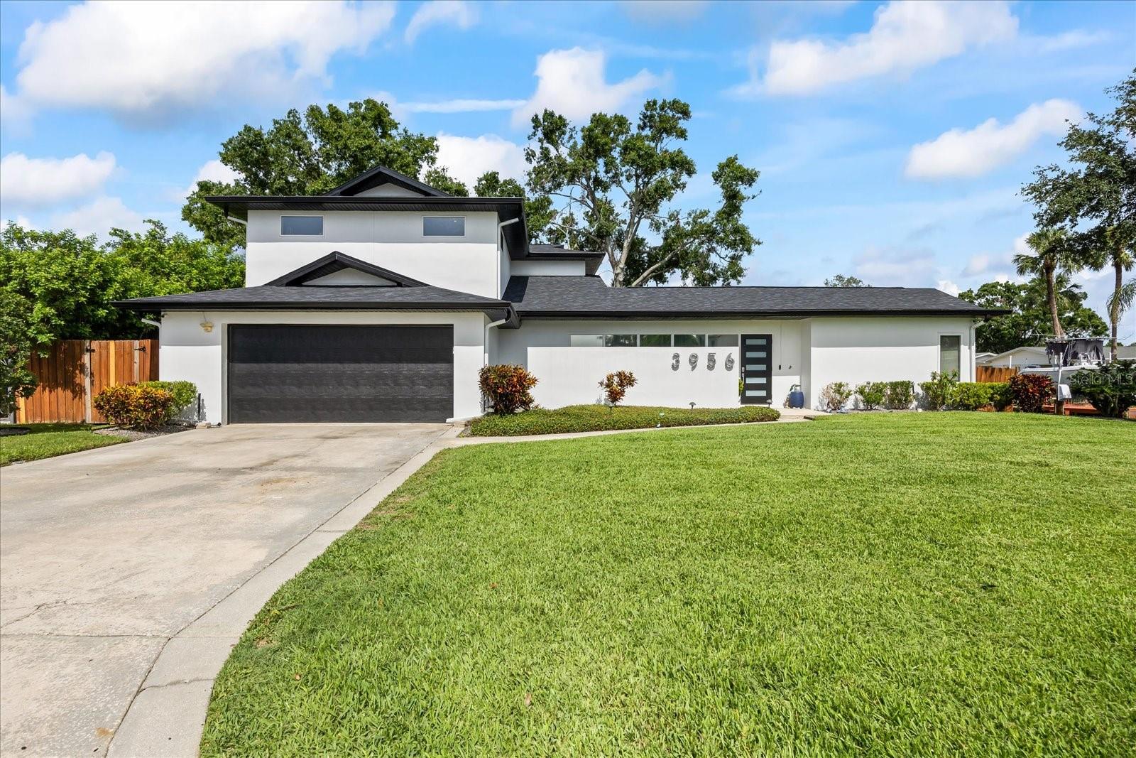 Image 56 of 58 For 3956 Versailles Drive