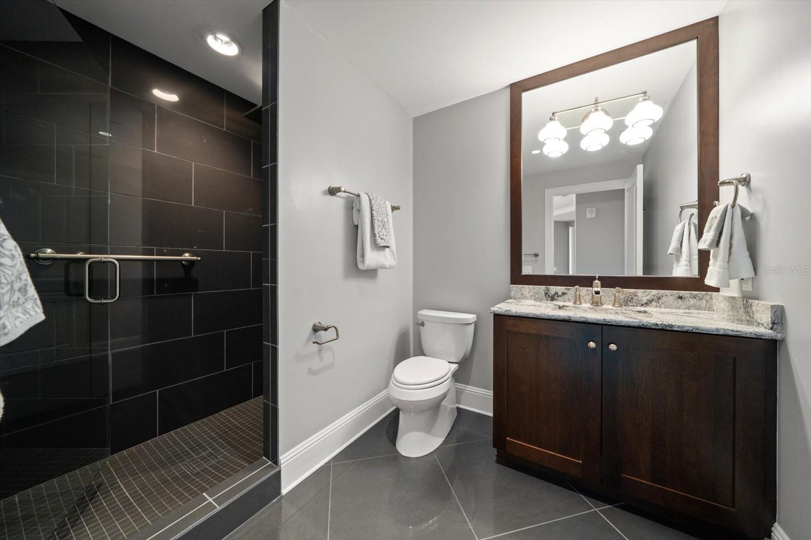 Image 31 of 59 For 125 Belleview Boulevard 503