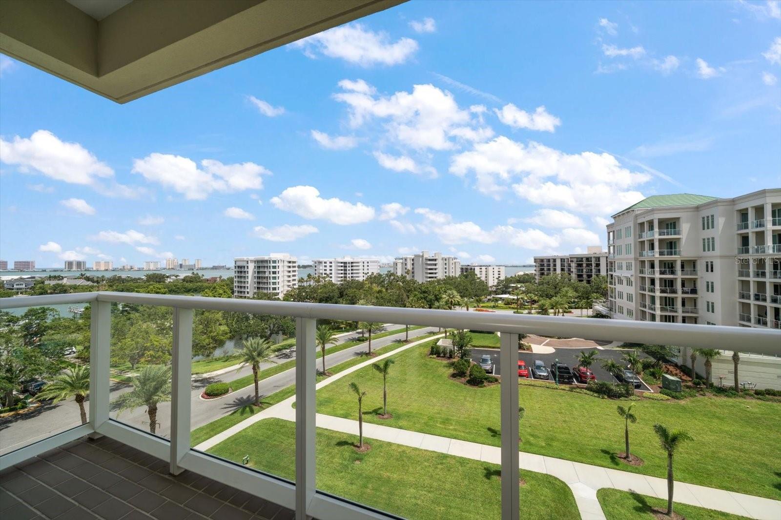 Image 34 of 59 For 125 Belleview Boulevard 503
