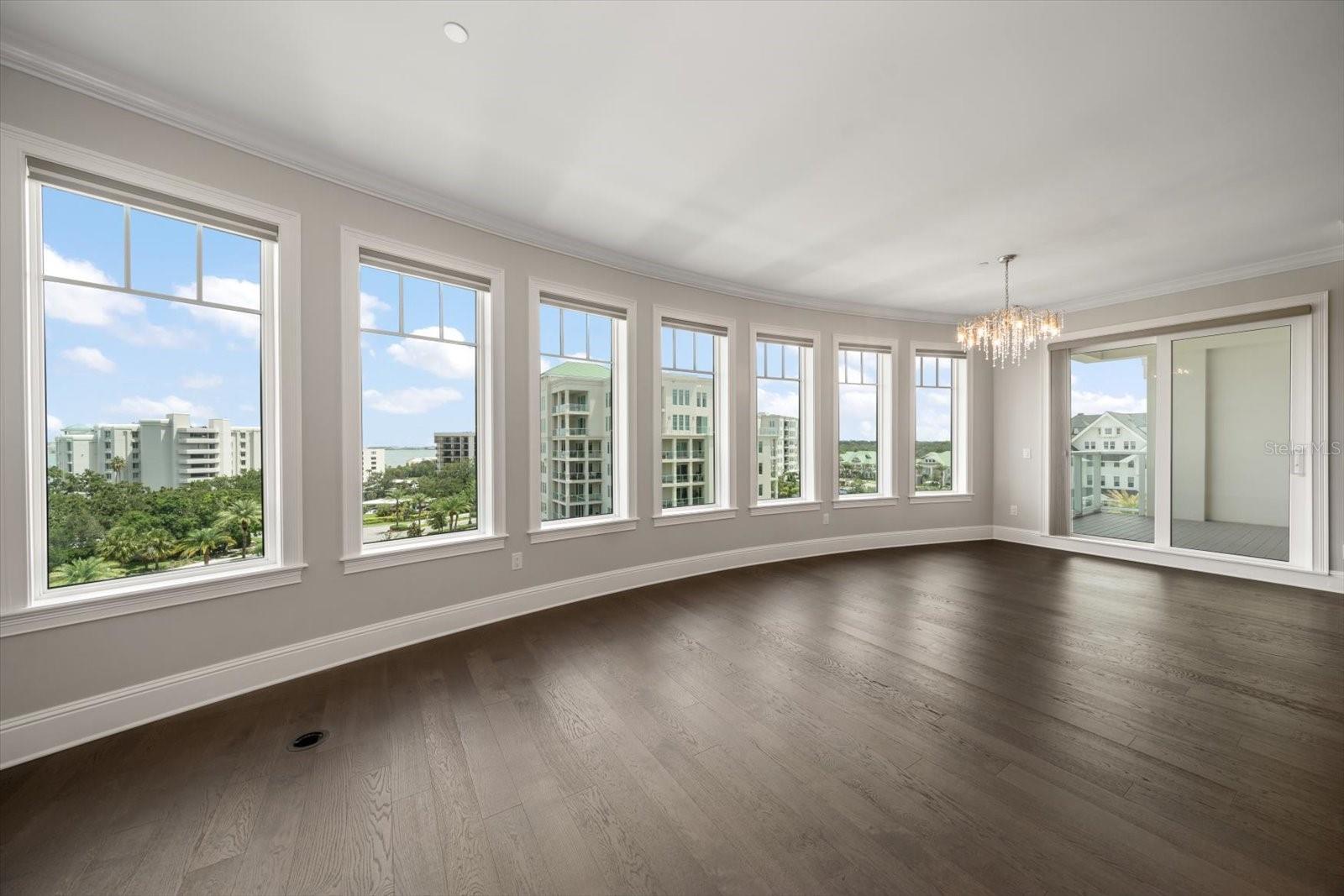 Image 6 of 59 For 125 Belleview Boulevard 503