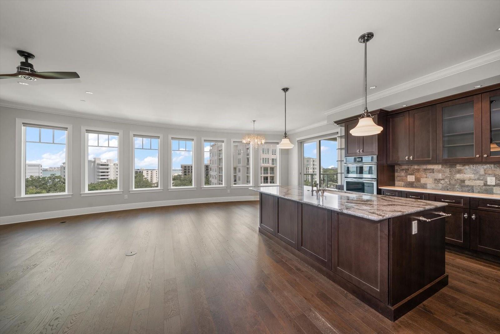Image 8 of 59 For 125 Belleview Boulevard 503