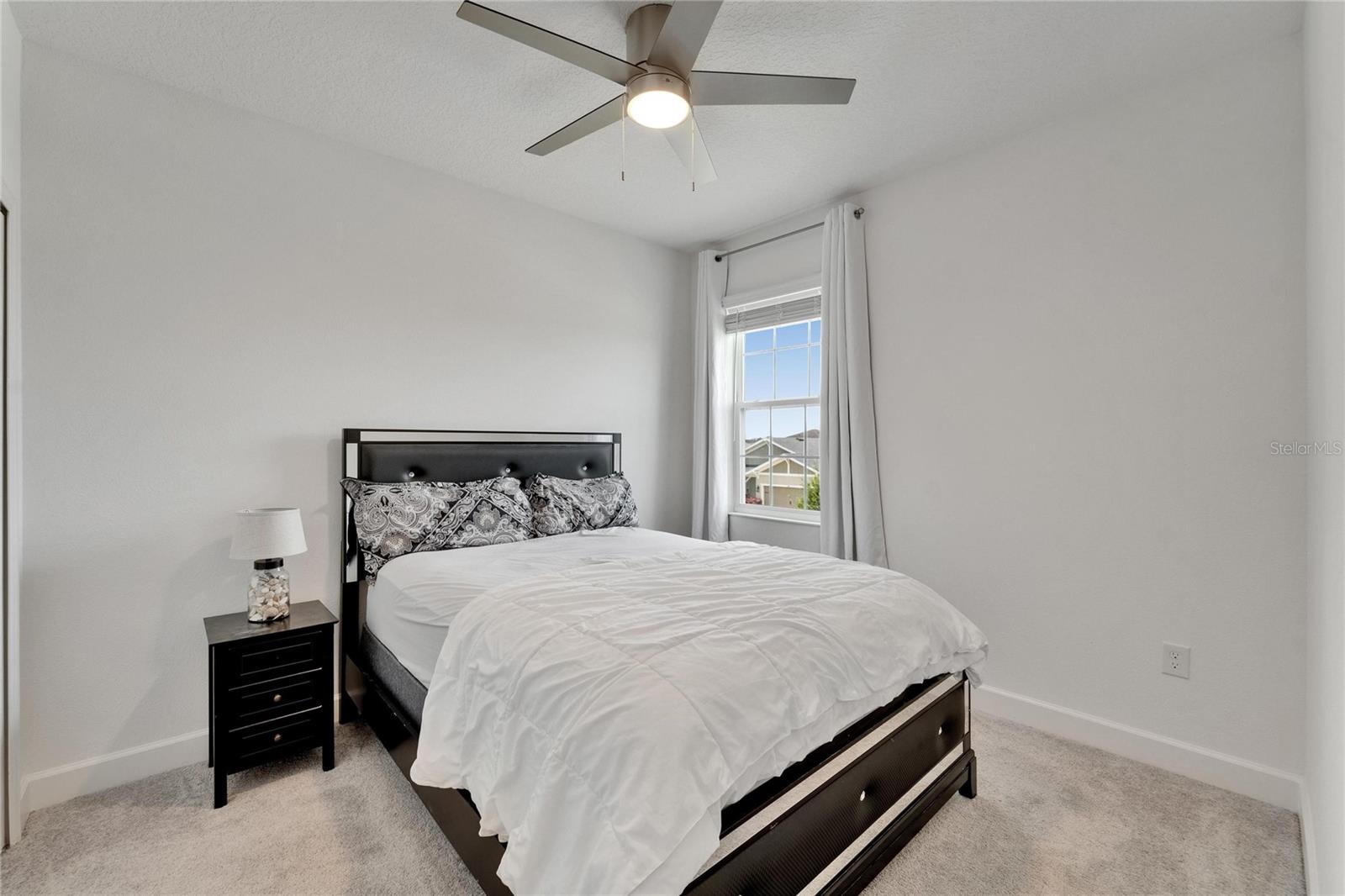 Image 33 of 70 For 5611 Del Coronado Drive