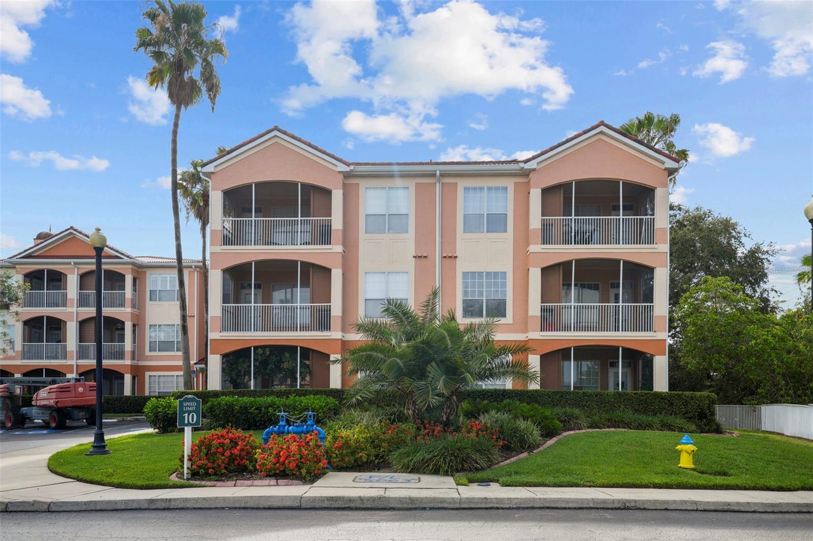 Image 39 of 40 For 5000 Culbreath Key Way 1-112