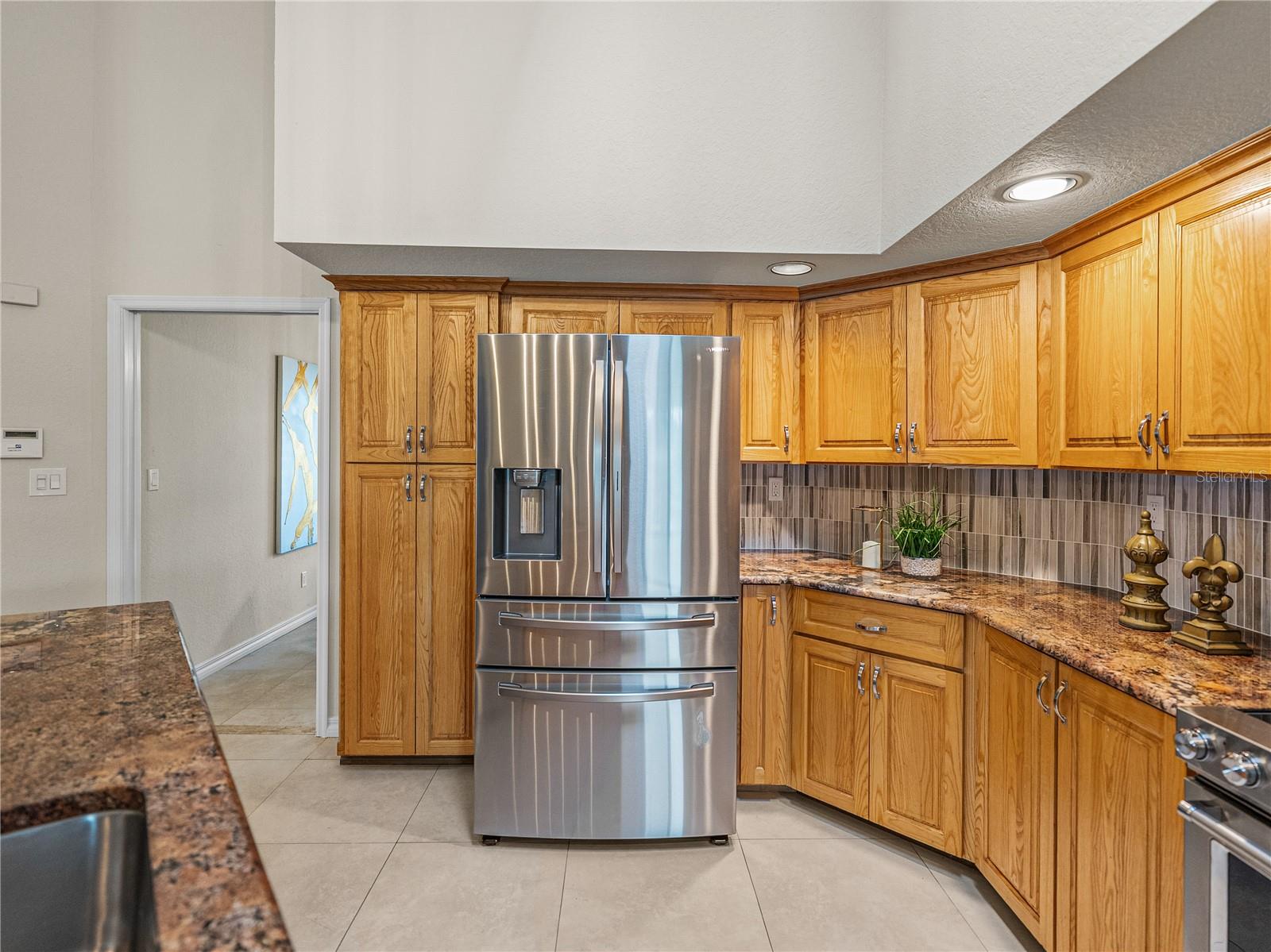 Image 35 of 98 For 366 6th Avenue N