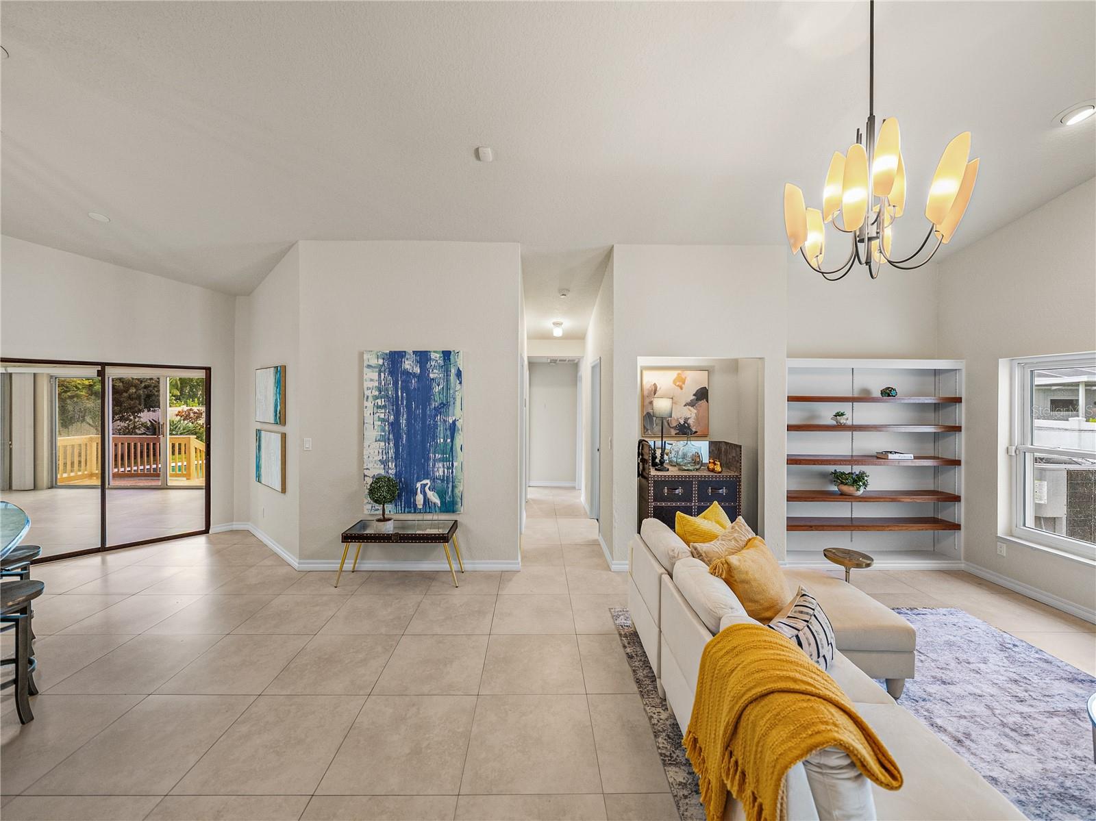 Image 38 of 98 For 366 6th Avenue N