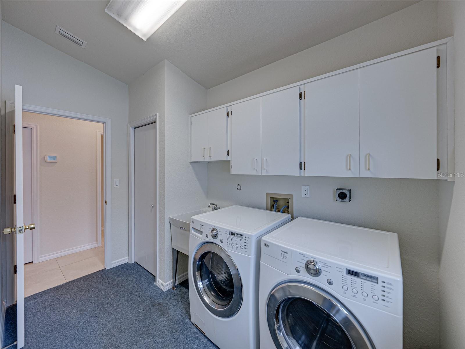 Image 49 of 98 For 366 6th Avenue N