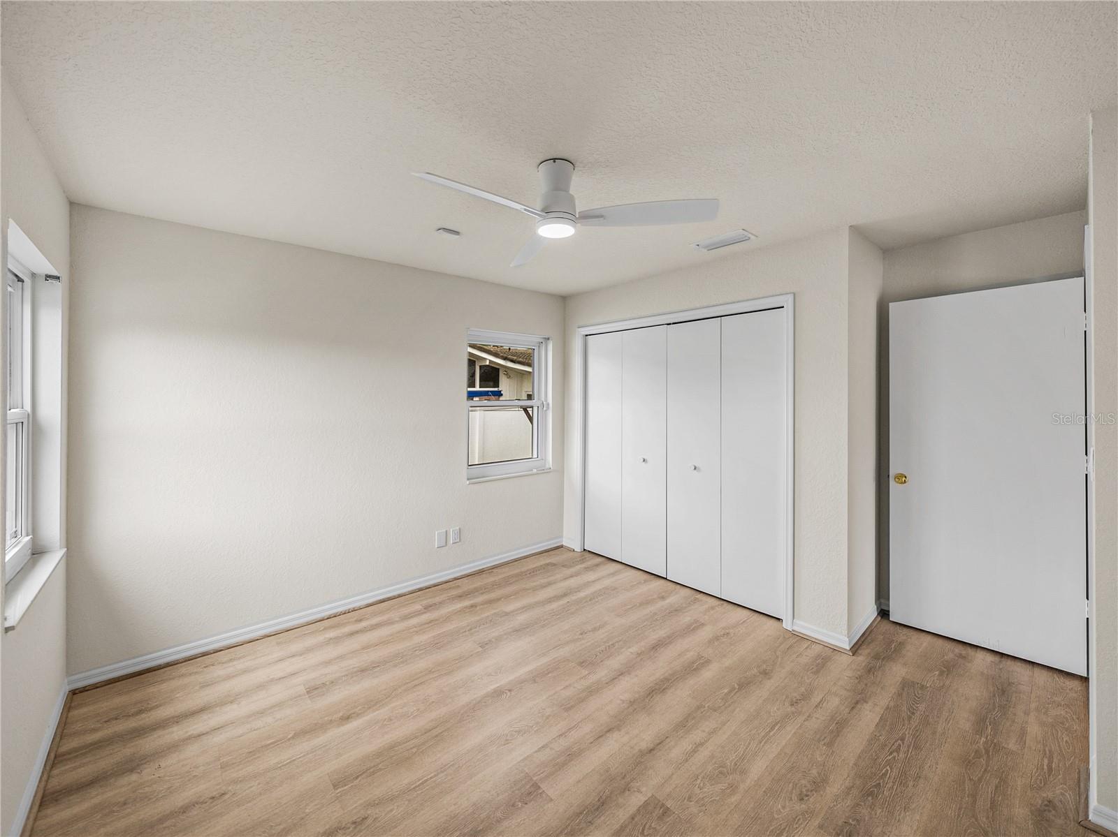 Image 52 of 98 For 366 6th Avenue N