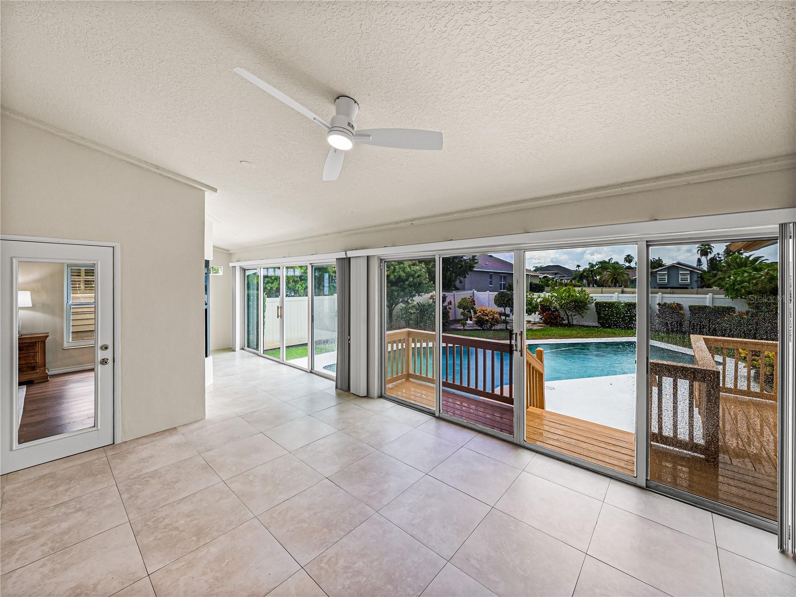 Image 65 of 98 For 366 6th Avenue N