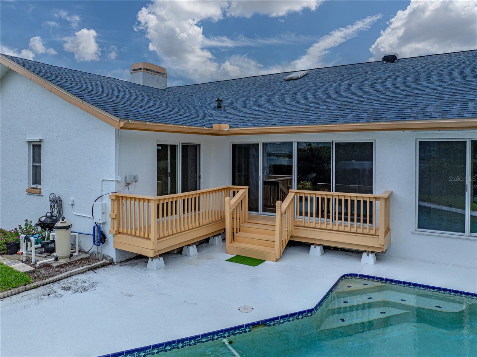 Image 73 of 98 For 366 6th Avenue N