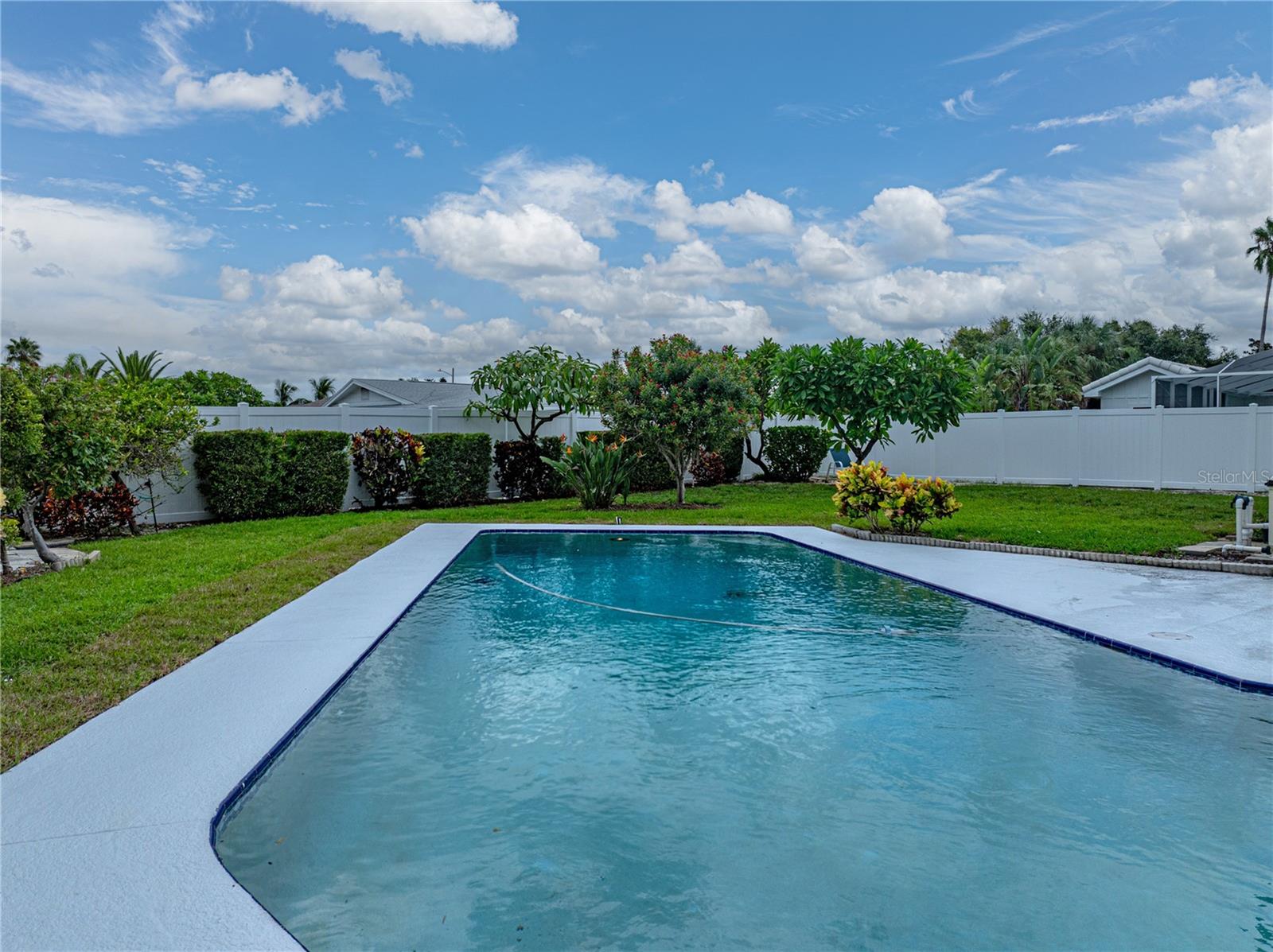 Image 75 of 98 For 366 6th Avenue N