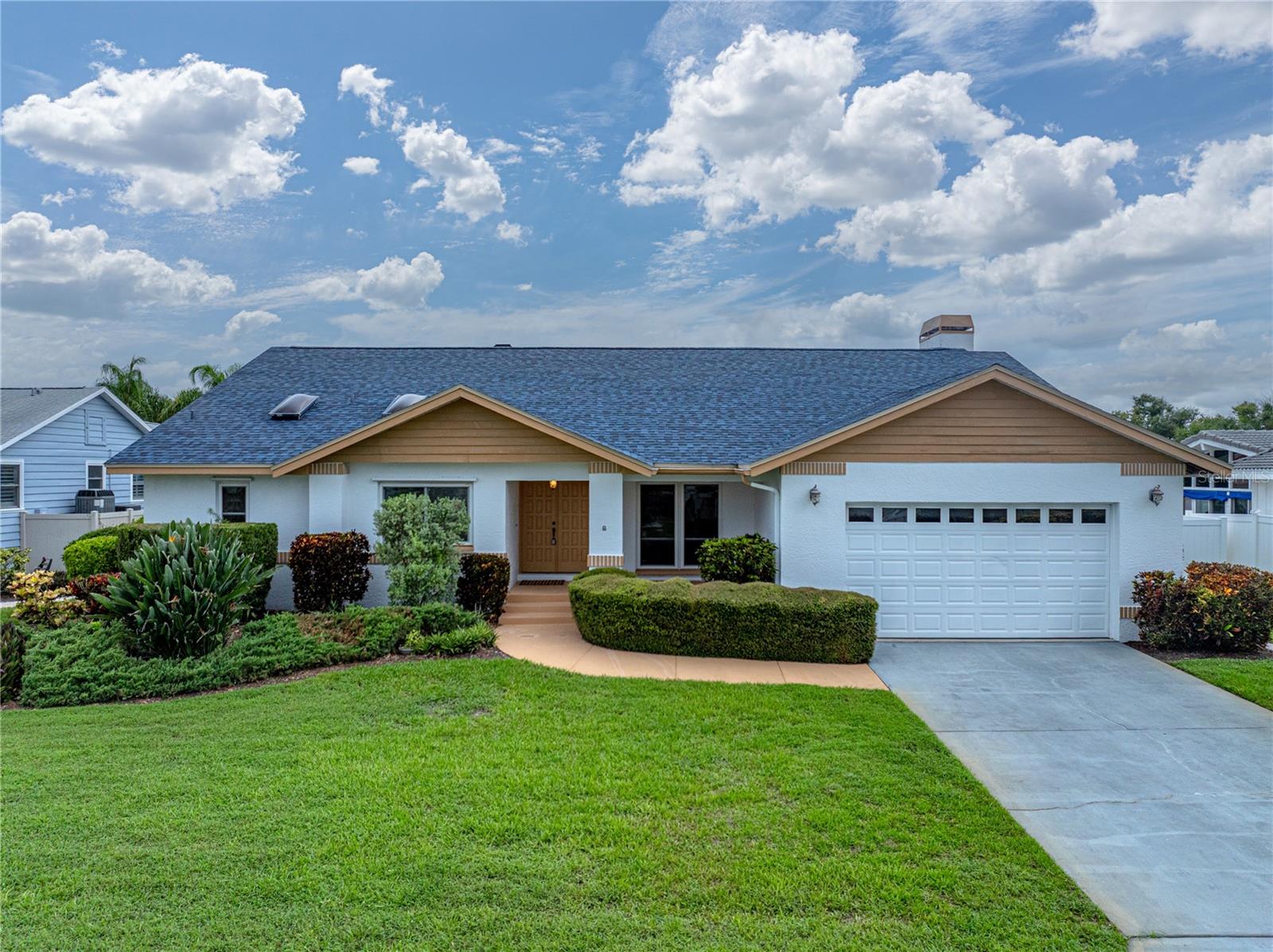 Image 82 of 98 For 366 6th Avenue N