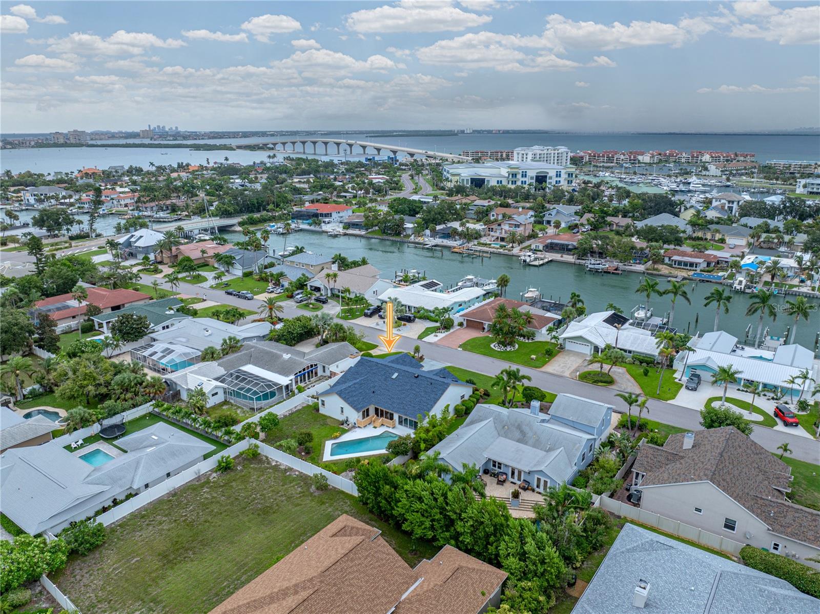 Image 93 of 98 For 366 6th Avenue N