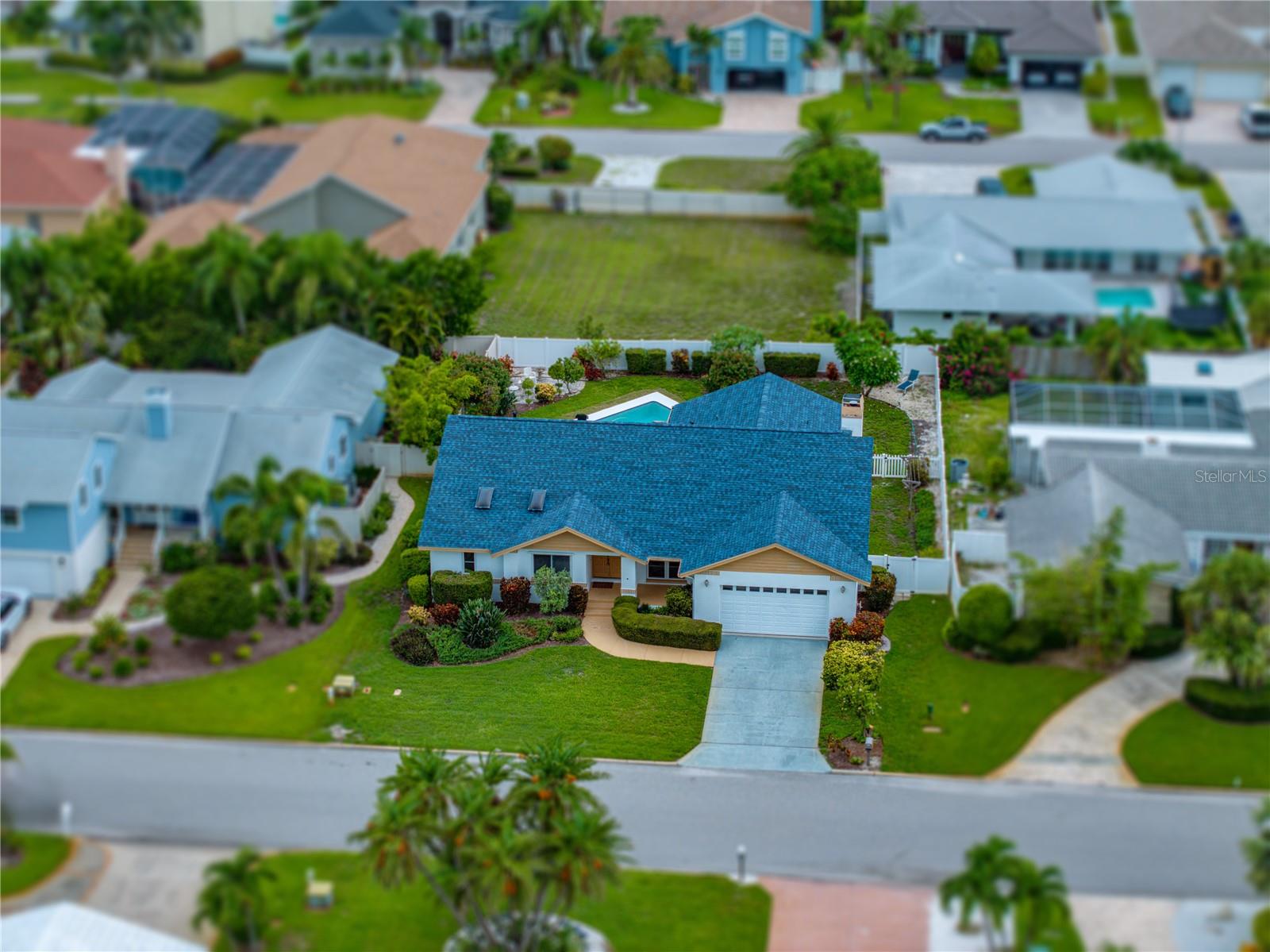 Image 96 of 98 For 366 6th Avenue N